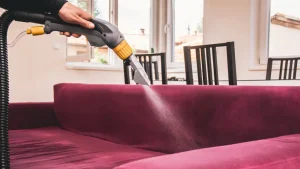 Mehr über den Artikel erfahren Sofa Flecken entfernen wie München – 12 praktische Tipps